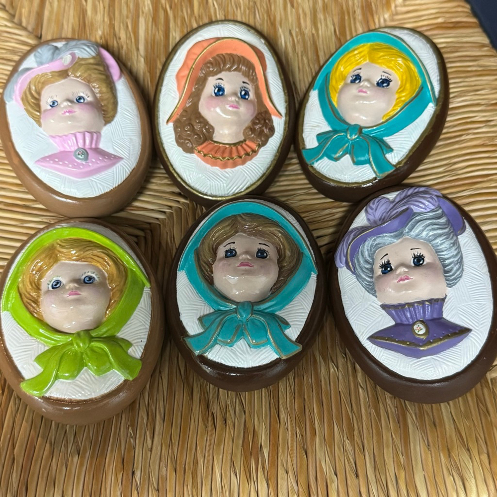 Vintage Cameo Style Woman Face Porcelain Ceramic Wall Decor (Set of 6)